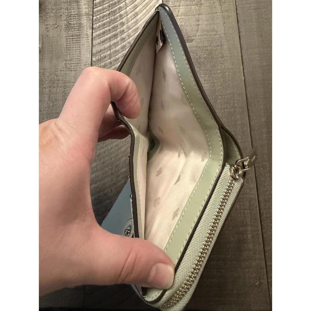 Kate Spade mint green wallet - Picture 5 of 13
